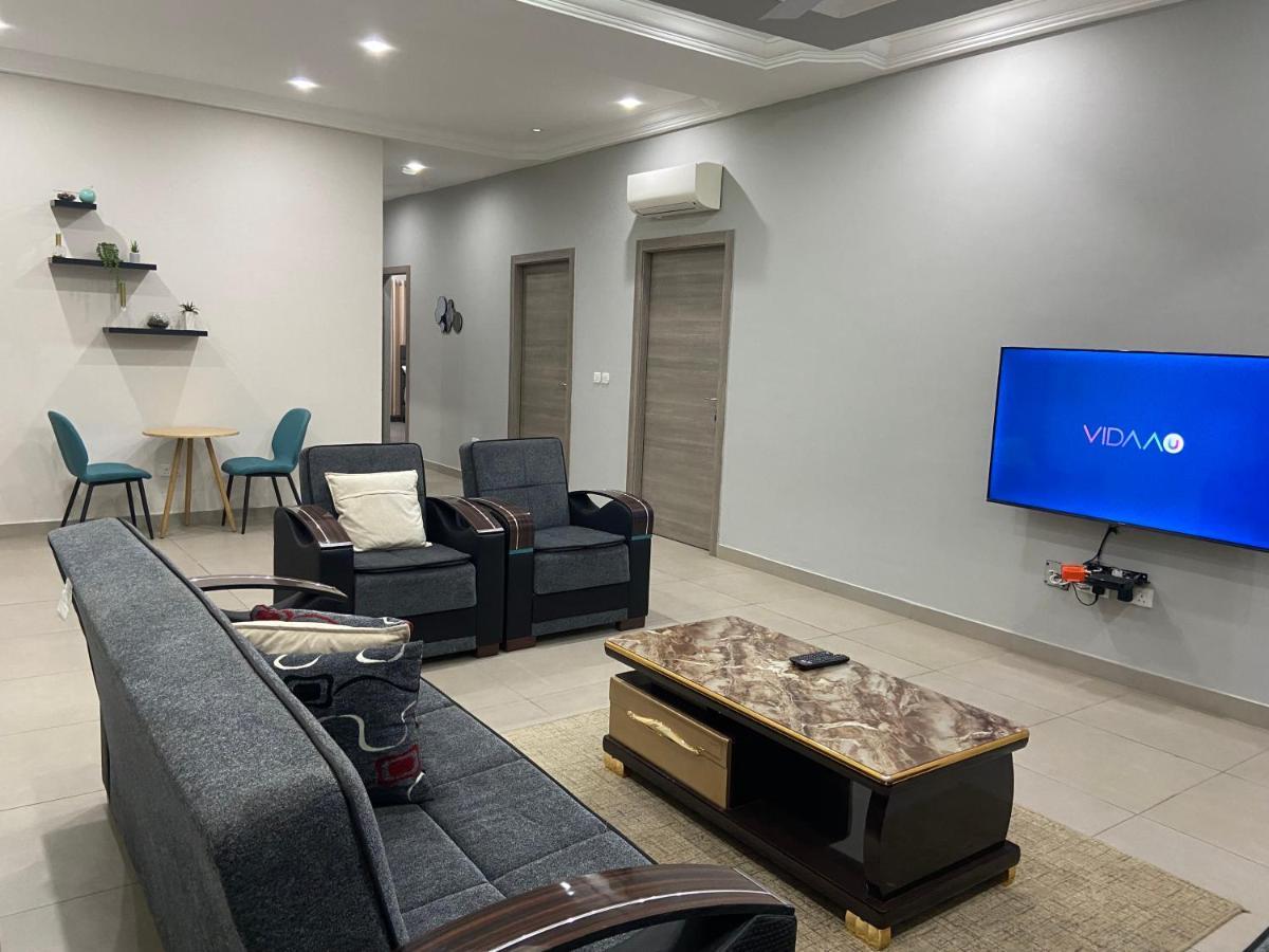 Queens View Apartment Accra Bagian luar foto
