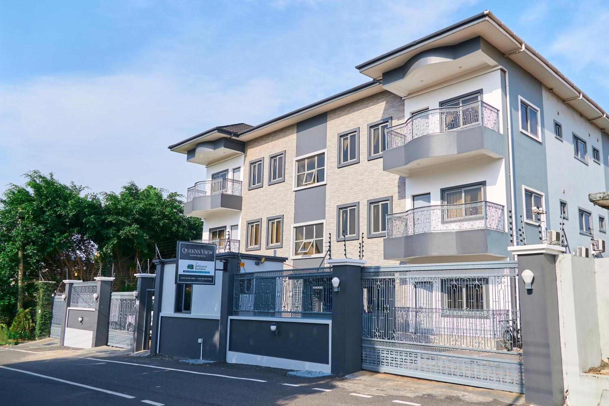 Queens View Apartment Accra Bagian luar foto