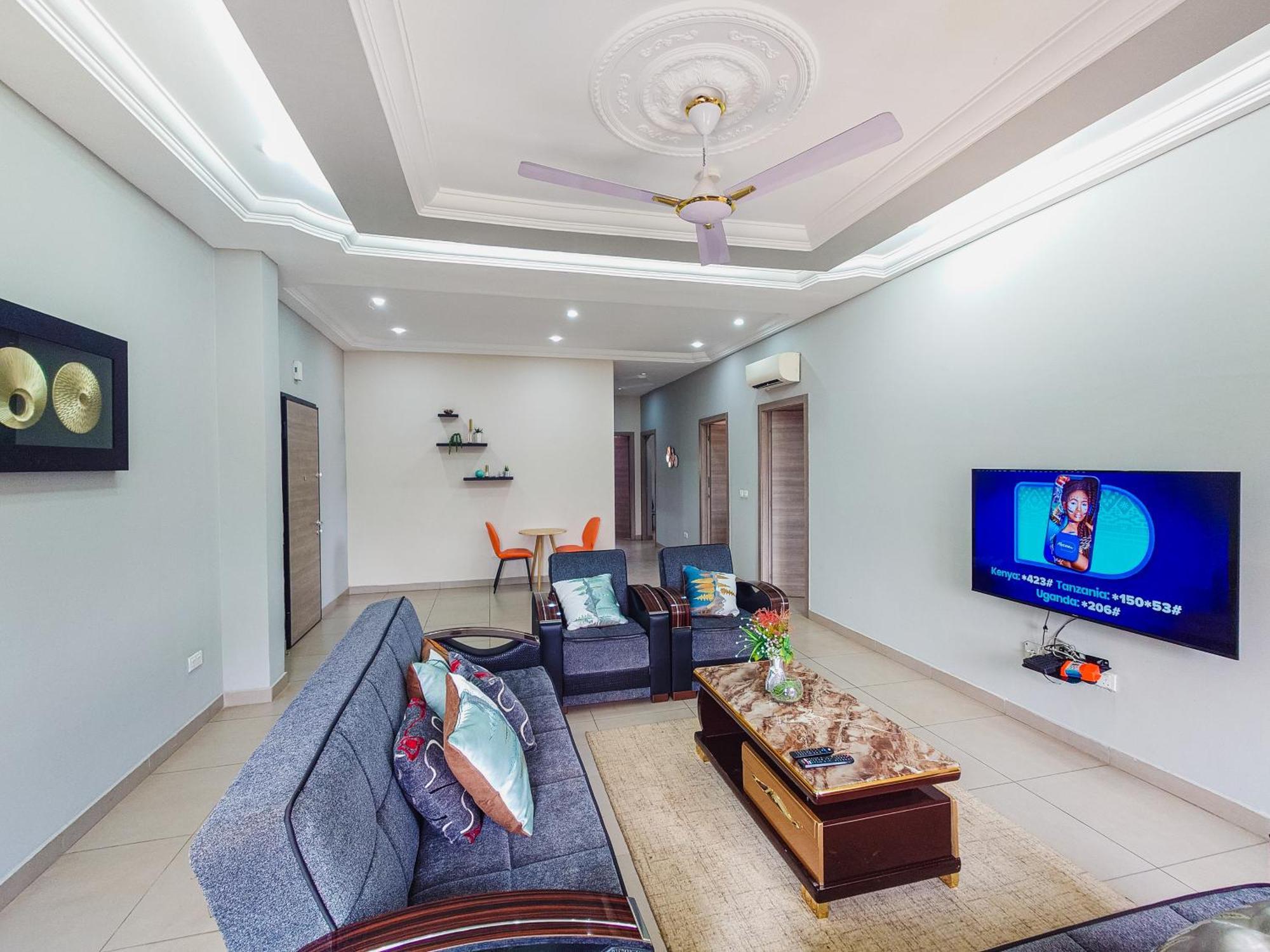 Queens View Apartment Accra Bagian luar foto